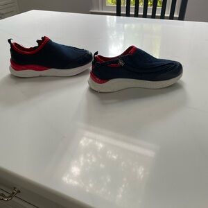 Friendly shoes in good used condition (adaptive footwear)